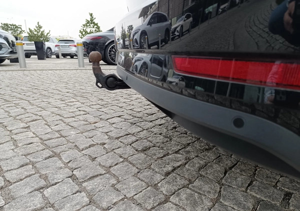 Skoda Superb cena 71900 przebieg: 196739, rok produkcji 2016 z Warszawa małe 781